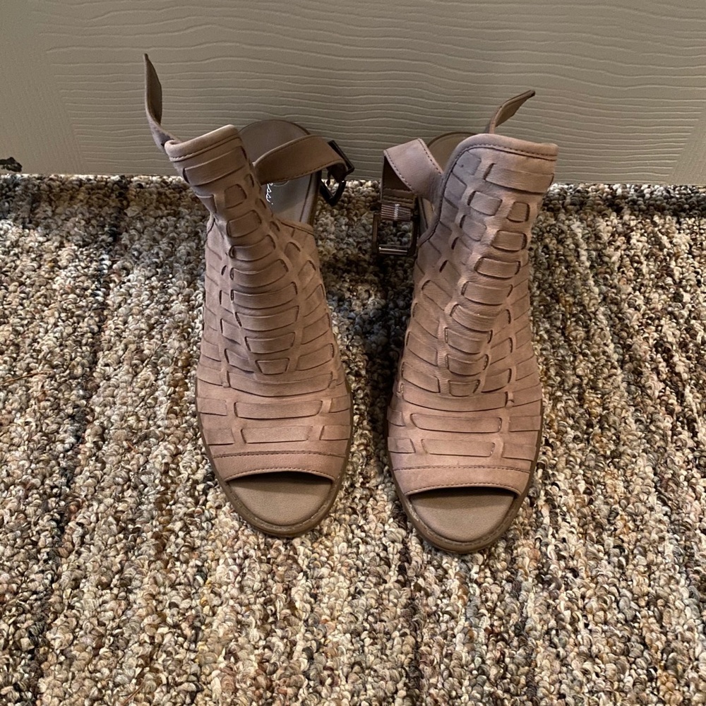 Jessica Simpson Heels